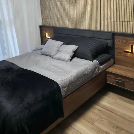 Mostique With Jacuzzi Apartamento Gdańsk