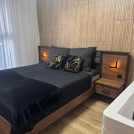 Mostique With Jacuzzi