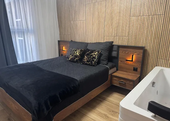 Mostique With Jacuzzi